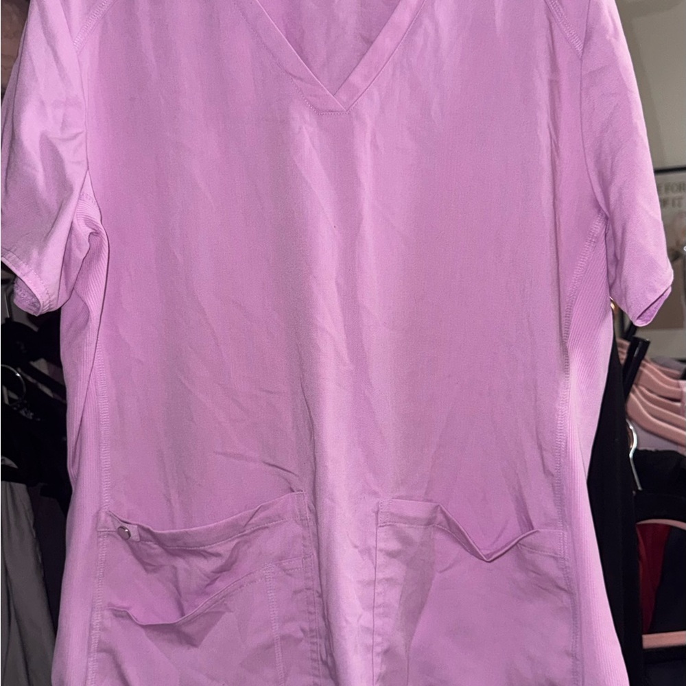 Med Couture Lavender V-Neck Short Sleeve Top